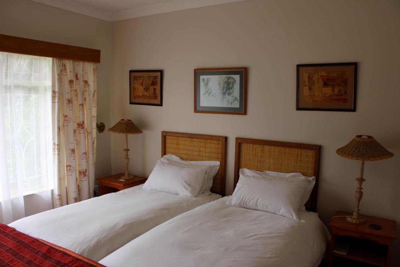Rosewood Corner, Clarens Bed & Breakfast ภายนอก รูปภาพ