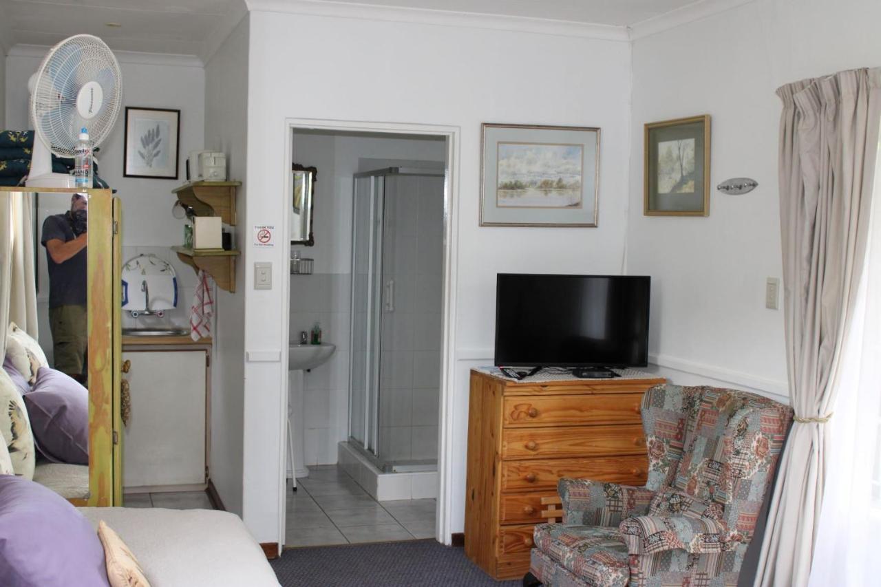 Rosewood Corner, Clarens Bed & Breakfast ภายนอก รูปภาพ