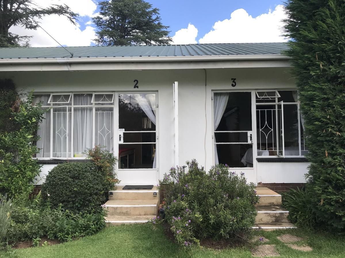 Rosewood Corner, Clarens Bed & Breakfast ภายนอก รูปภาพ