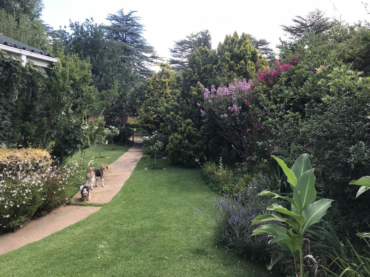 Rosewood Corner, Clarens Bed & Breakfast ภายนอก รูปภาพ