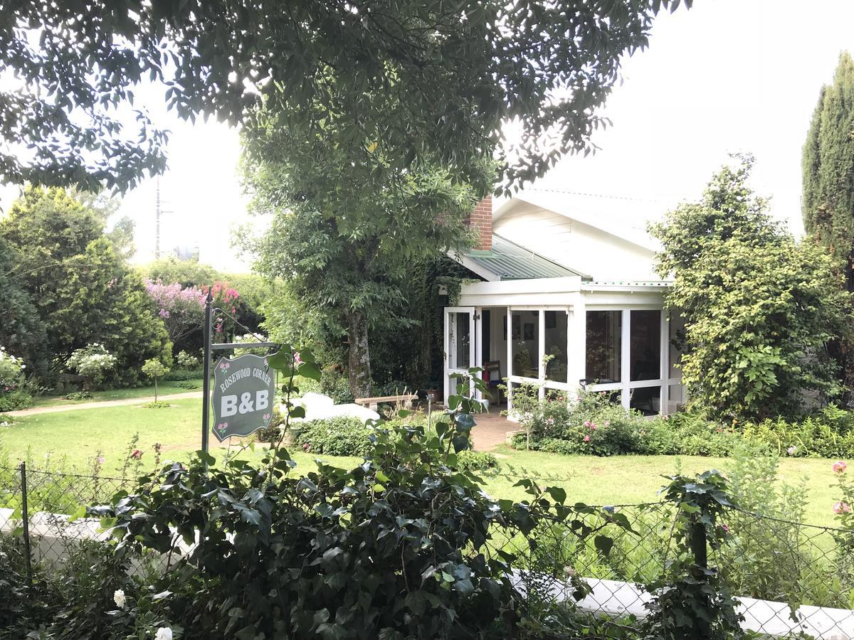 Rosewood Corner, Clarens Bed & Breakfast ภายนอก รูปภาพ